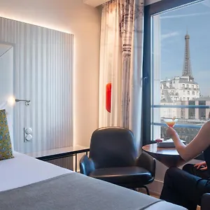 Le Parisis - Tour Eiffel Otel