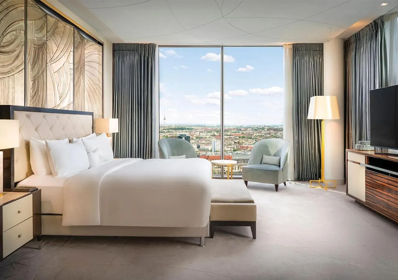 Отель Waldorf Astoria Берлин