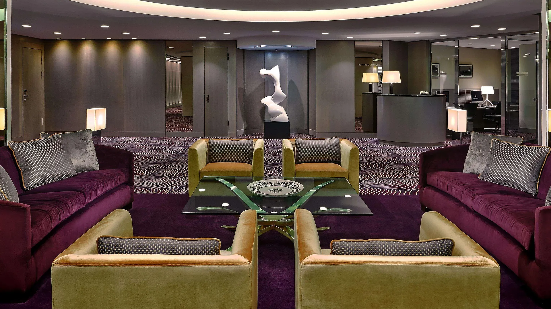 Waldorf Astoria Berlin Otel