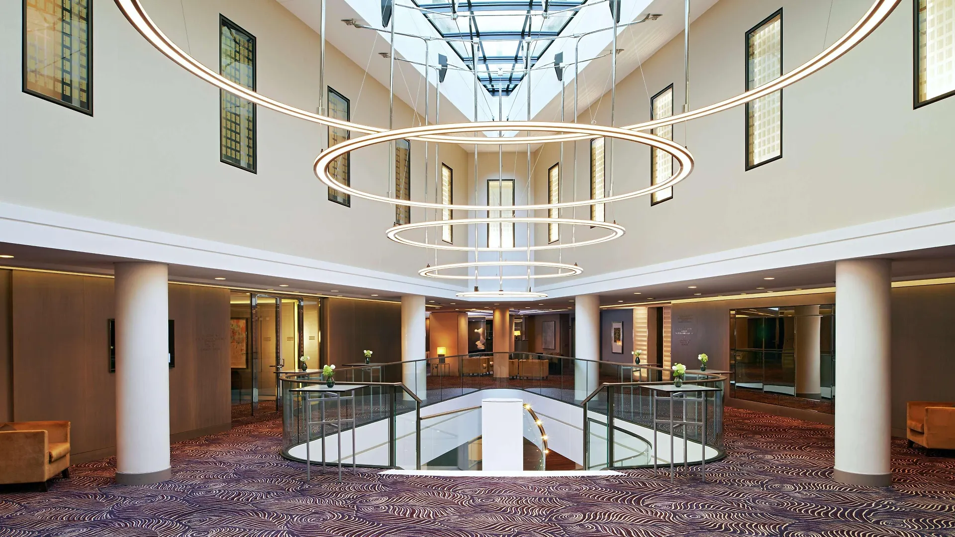 Waldorf Astoria Berlin Otel