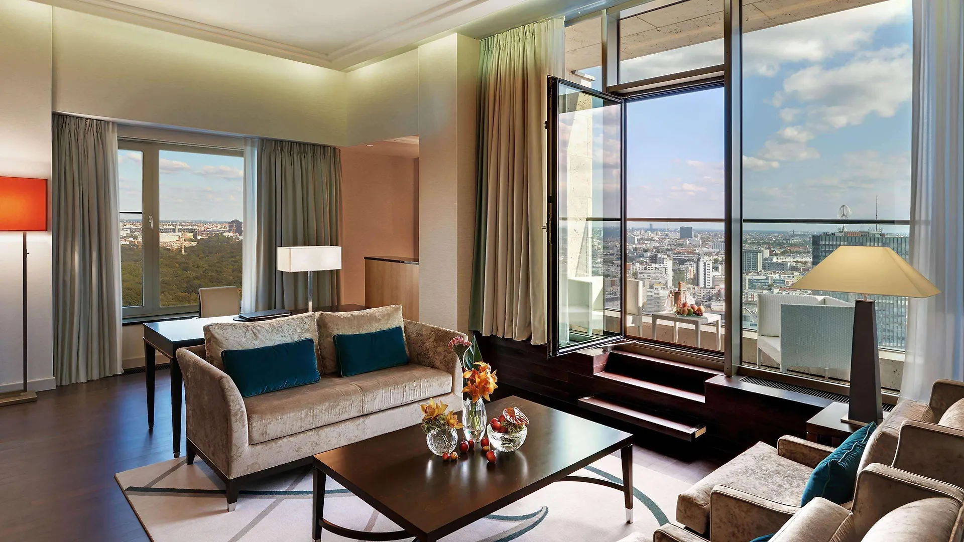Waldorf Astoria Berlin Otel 5*,