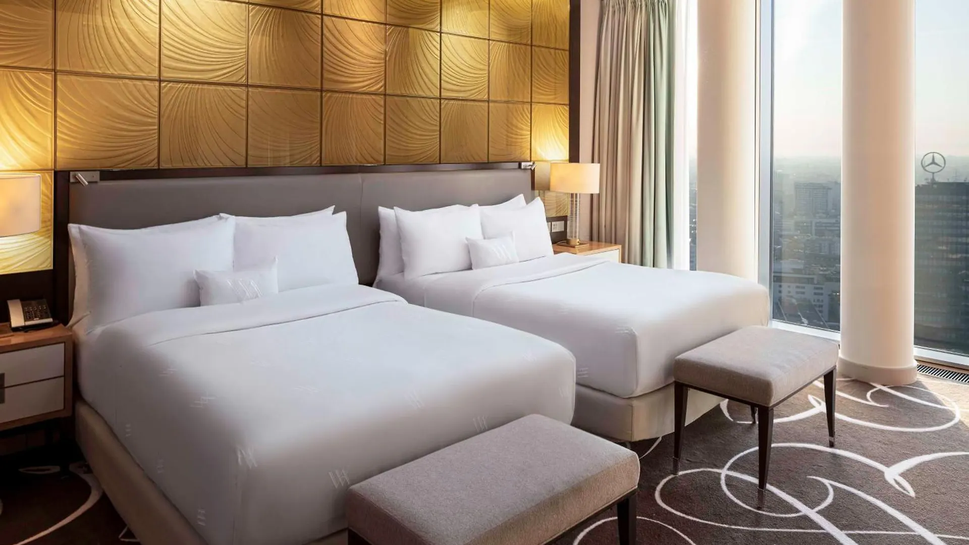 Waldorf Astoria Berlin Otel