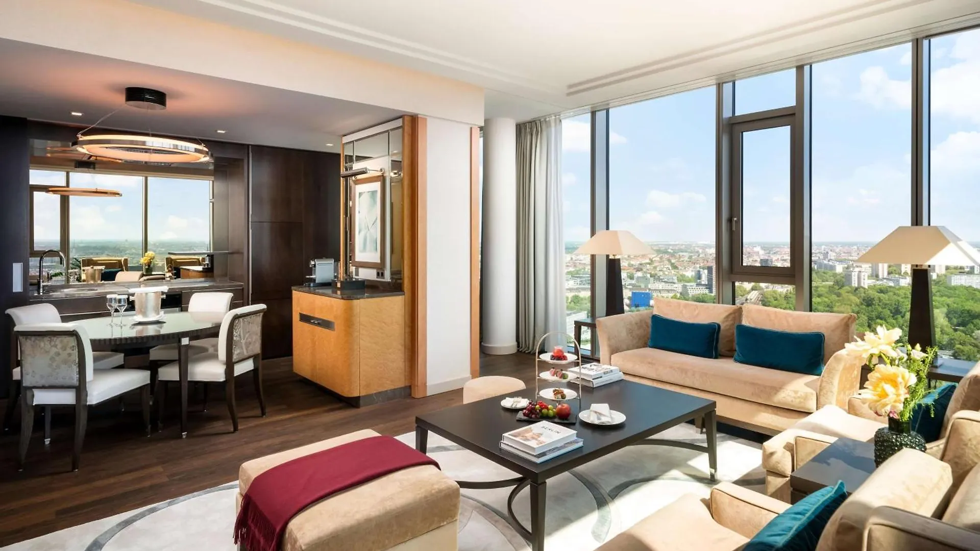 Waldorf Astoria Berlin Otel