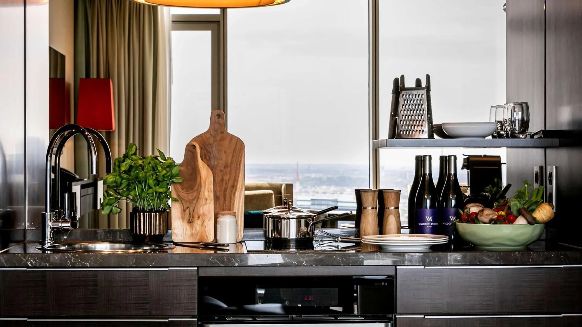 Waldorf Astoria Berlin Otel